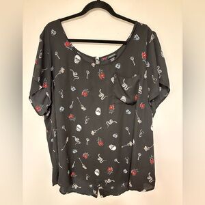 TORRID Women's Top with Skulls print
